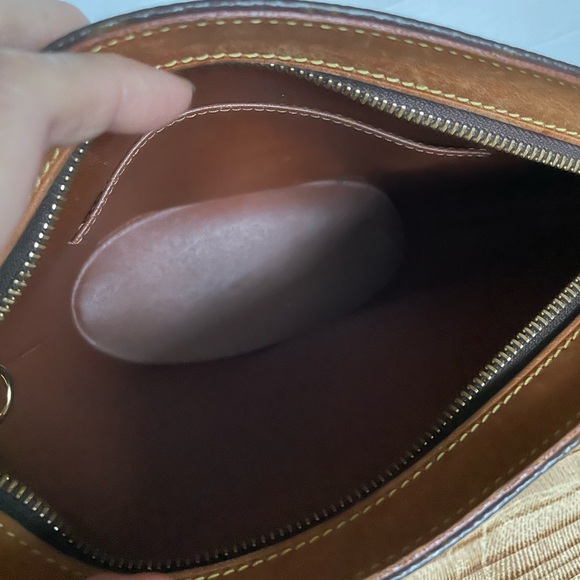 Vintage Louis Vuitton Monogram Drouot Crossbody - Picture 5 of 16